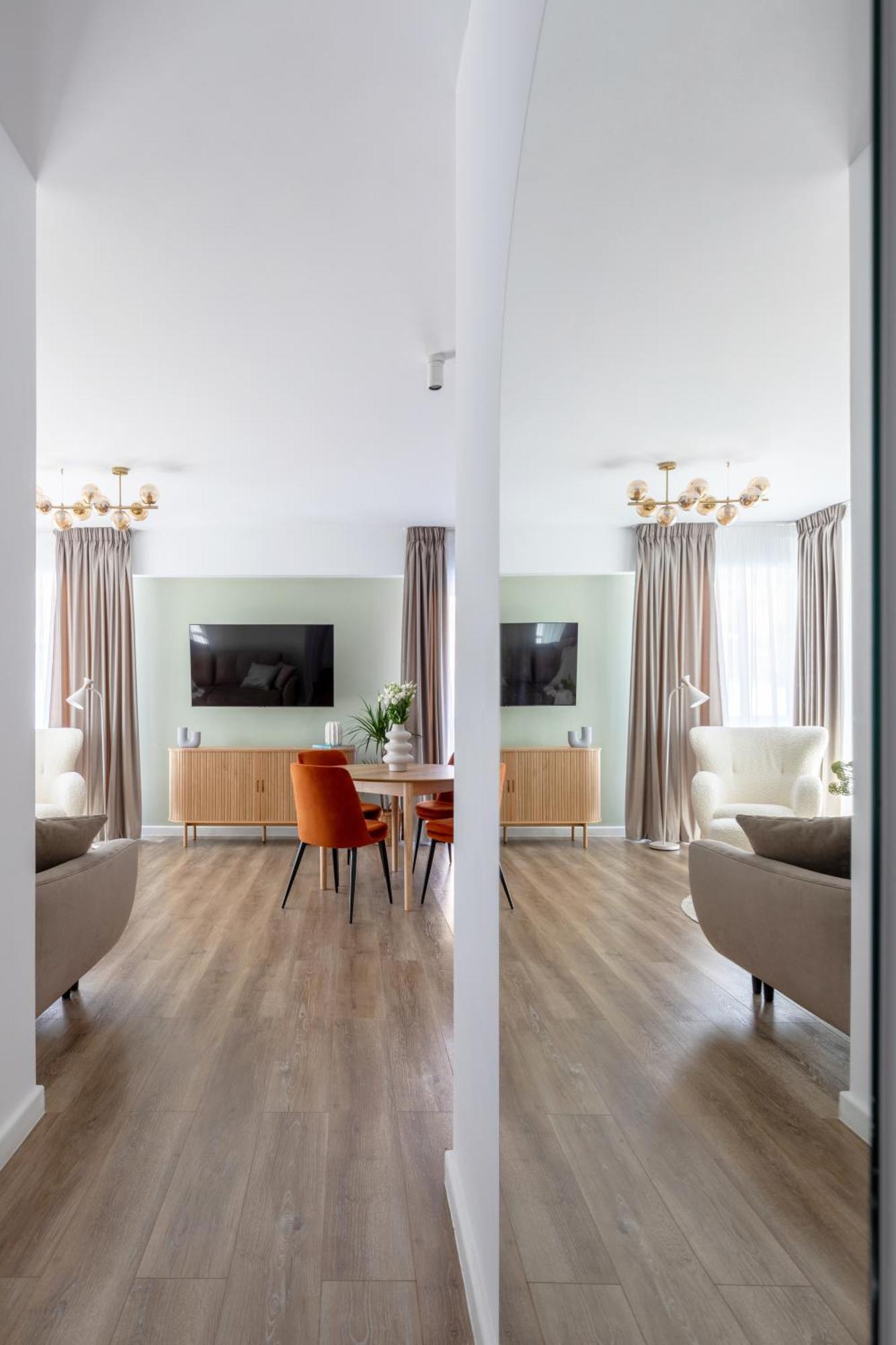 Dream Garden Apartment With Free Parking Sinaia Bagian luar foto