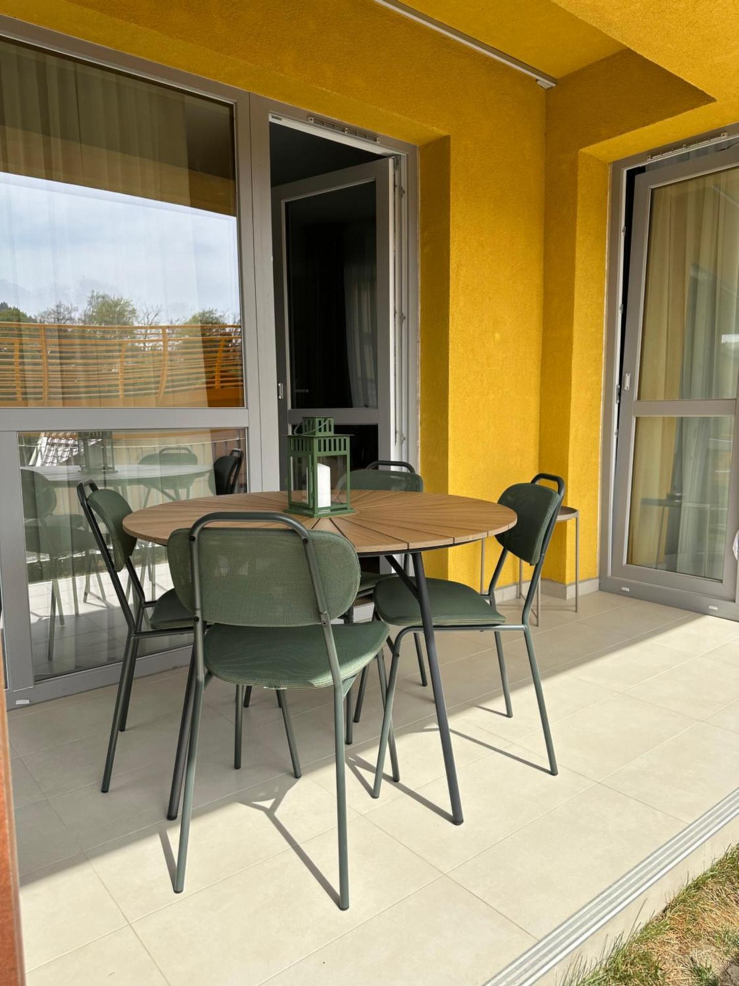 Dream Garden Apartment With Free Parking Sinaia Bagian luar foto